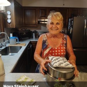 Meet your Posher, Lavonne